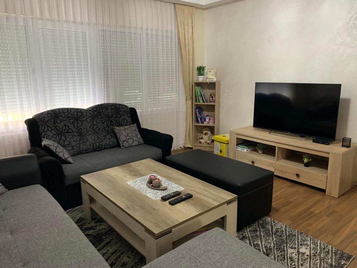 Anja Apartman Bosanski Samac Exteriér fotografie